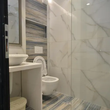 Apartment And Fully Equipped Tirana